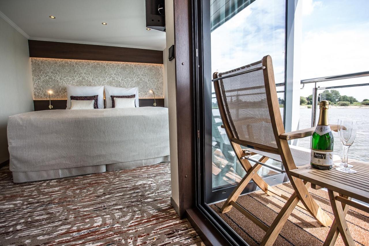 Viva Riverside Altstadt Duesseldorf Ngoại thất bức ảnh